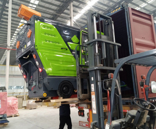 Обновление отгрузки: уборочная машина отправлена в Мумбаи, Индия, в полной защитной упаковке